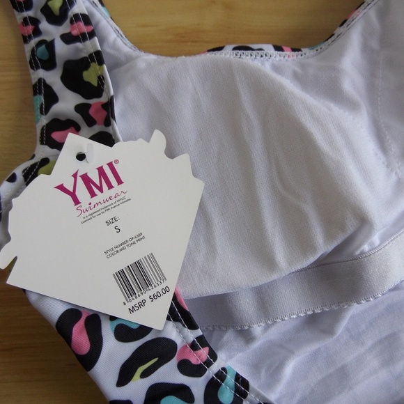 YMI Swimwear One Piece Leopard Print "It Girl" S - Picture 2 of 4